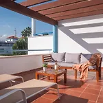 Family Fairways I Spacious 4-bedroom Townhouse Near & Golf, Dom wakacyjny *