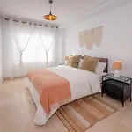 Family Fairways I Spacious 4-bedroom Townhouse Near & Golf,
