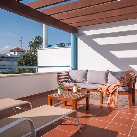 Family Fairways I Spacious 4-bedroom Townhouse Near & Golf, Сasa de vacaciones *