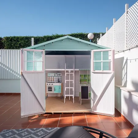 Family Fairways I Spacious 4-bedroom Townhouse Near & Golf, Ferienhaus *