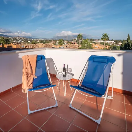 Family Fairways I Spacious 4-bedroom Townhouse Near & Golf,