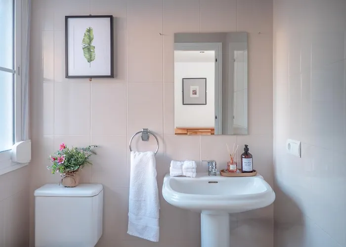 Family Fairways I Spacious 4-bedroom Townhouse Near & Golf, 別荘 *