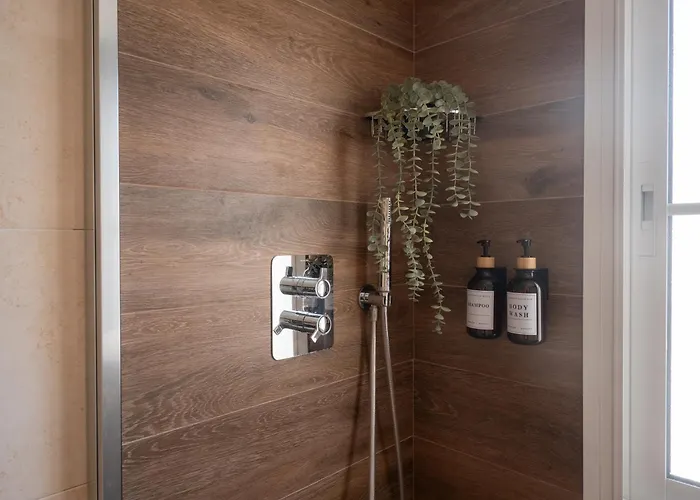 Family Fairways I Spacious 4-bedroom Townhouse Near & Golf, 別荘 エステポナ