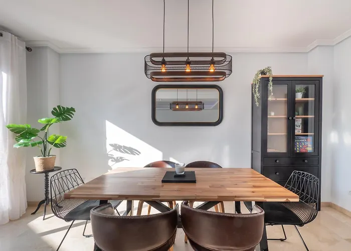 Family Fairways I Spacious 4-bedroom Townhouse Near & Golf, 別荘 *