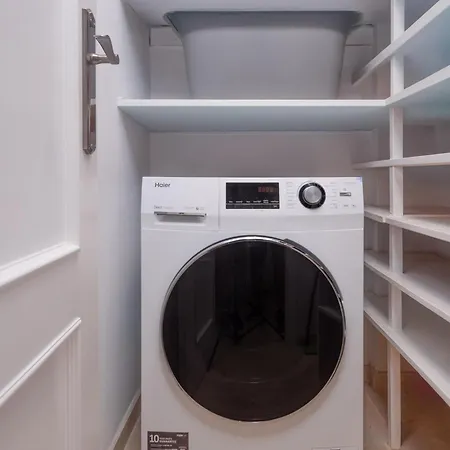 Family Fairways I Spacious 4-bedroom Townhouse Near & Golf, * Estepona